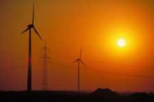 regenerative Energien aus Wind und Sonne